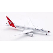 AVIATION400 4197 1/400 VH-ZNM Qantas Boeing 787-9 Dreamliner detachable gear