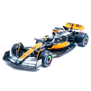 Bburago 38088N 1/43 2023 F1 McLaren MCL60 #4 Norris with Helmet