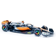 Bburago 38088N 1/43 2023 F1 McLaren MCL60 #4 Norris with Helmet