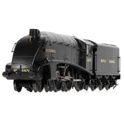 Hornby R30137 OO BR Class B17 5 4-6-0 61670 City of London Era 4 Locomotive