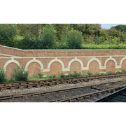 Hornby R7388 OO Low Level Arched Retaining Walls 2pc Red Brick