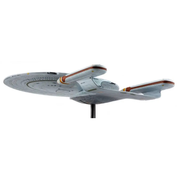 AMT 1126M 1/2500 USS Enterprise D Star Trek – Metro Hobbies