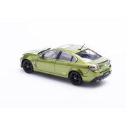 Biante B432716G 1/43 Holden VF Commodore SSV Jungle Green