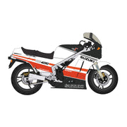 Hasegawa 21732 1/12 Suzuki RG400I Early Version Red/White Colour with Under Cowl Plastic Model Kit