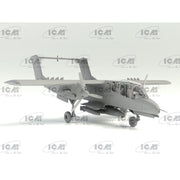 ICM DS4803 1/48 Vietnam USAF Airfield Cessna O-2A OV-10 A Bronco US Pilots and Ground Personnel Vietnam War