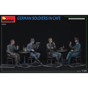 MiniArt 35396 1/35 German Soldiers in Cafe